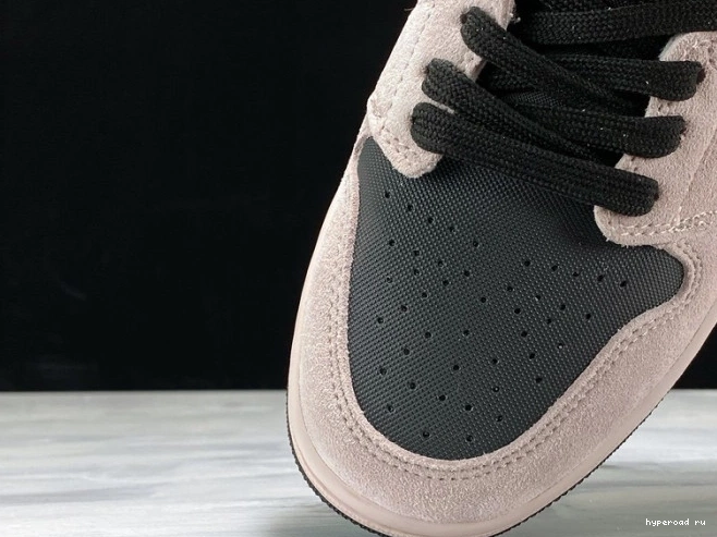 Dirty (W) BQ6472-602 Iridescent 1 Powder Air Mid Jordan 0927